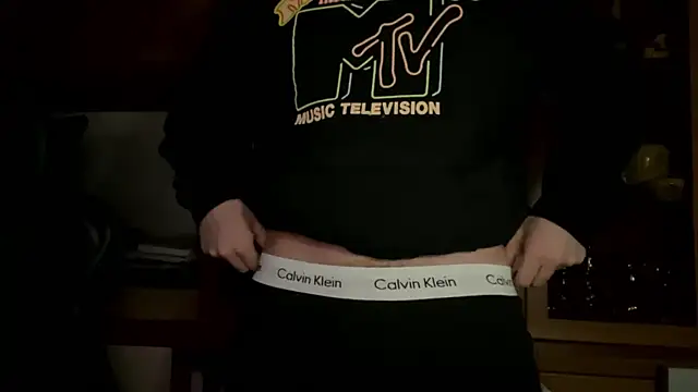 Hank 04 online show from December 8, 10:14 pm