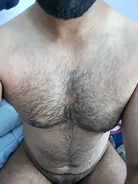 Snapshot of bobyyboyy1 chatting on February 4, 4:15 am bobyyboyy1 online show from February 4, 4:15 am