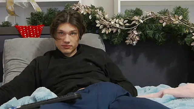 CalvinCay online show from December 29, 1:13 am