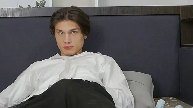 CalvinCay online show from January 4, 1:10 am