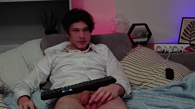 CalvinCay online show from January 17, 3:55 am