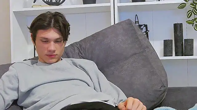 CalvinCay online show from March 1, 12:07 am