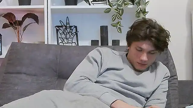 CalvinCay online show from March 16, 4:20 am