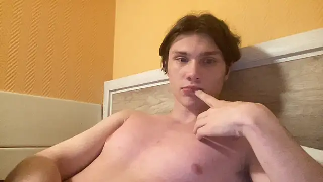 CalvinCay online show from December 3, 10:30 pm