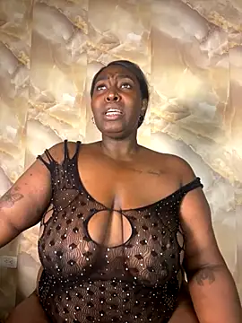 emilyrojas online show from October 28, 12:41 pm