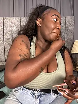 emilyrojas online show from March 18, 3:37 pm