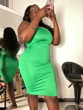 emilyrojas online show from March 25, 12:22 pm