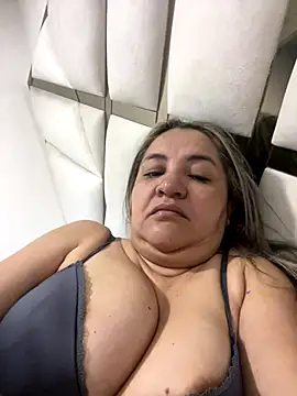 Snapshot of ruby_santana777 chatting on December 3, 1:32 pm ruby santana777 online show from December 3, 1:32 pm