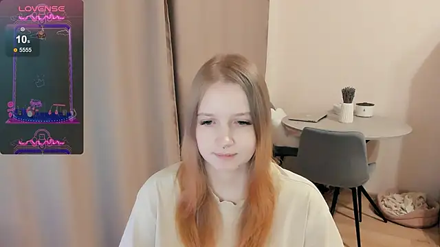 Snapshot of Alyaley chatting on February 14, 3:36 pm Alyaley online show from February 14, 3:36 pm