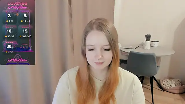 Snapshot of Alyaley chatting on February 16, 12:43 pm Alyaley online show from February 16, 12:43 pm