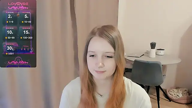 Snapshot of Alyaley chatting on February 18, 2:06 pm Alyaley online show from February 18, 2:06 pm