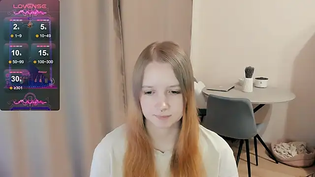 Snapshot of Alyaley chatting on February 21, 6:26 pm Alyaley online show from February 21, 6:26 pm