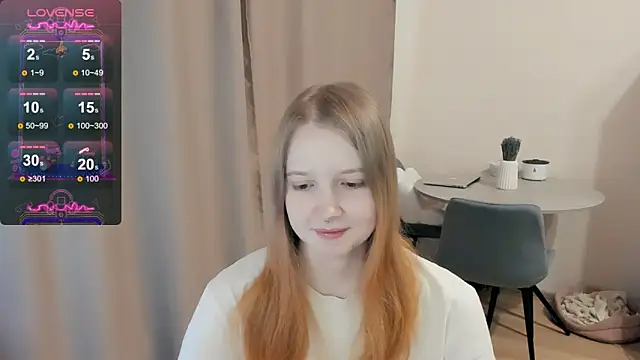 Snapshot of Alyaley chatting on March 3, 11:00 am Alyaley online show from March 3, 11:00 am