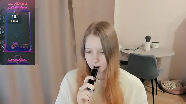 Snapshot of Alyaley chatting on March 8, 2:40 pm Alyaley online show from March 8, 2:40 pm