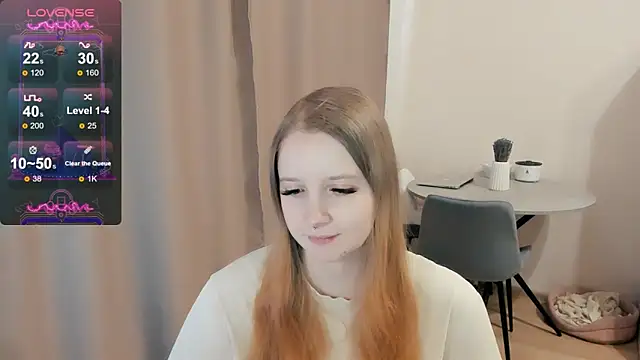 Snapshot of Alyaley chatting on March 22, 10:17 am Alyaley online show from March 22, 10:17 am