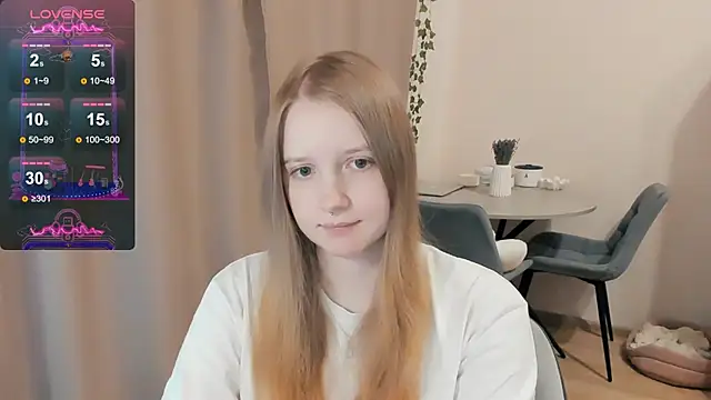 Snapshot of Alyaley chatting on September 17, 7:54 am Alyaley online show from September 17, 7:54 am