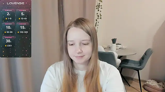 Snapshot of Alyaley chatting on November 6, 9:10 am Alyaley online show from November 6, 9:10 am