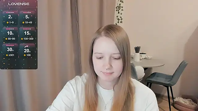 Snapshot of Alyaley chatting on November 16, 5:13 am Alyaley online show from November 16, 5:13 am