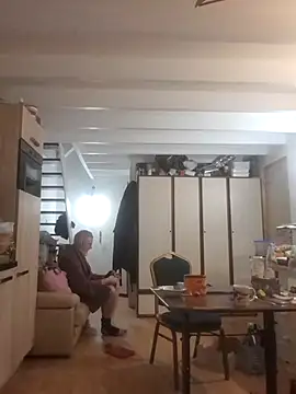 Snapshot of 60philippe chatting on December 25, 7:34 pm 60philippe online show from December 25, 7:34 pm