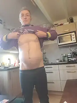 Snapshot of 60philippe chatting on January 12, 1:05 pm 60philippe online show from January 12, 1:05 pm