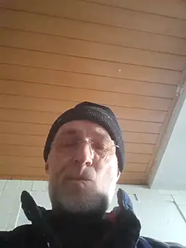 Snapshot of 60philippe chatting on March 17, 10:06 am 60philippe online show from March 17, 10:06 am