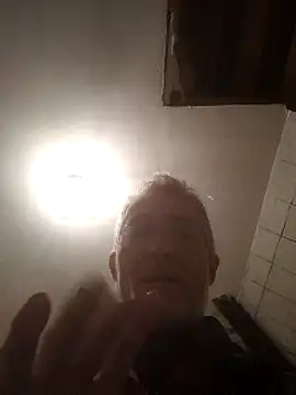 Snapshot of 60philippe chatting on March 21, 12:17 pm 60philippe online show from March 21, 12:17 pm