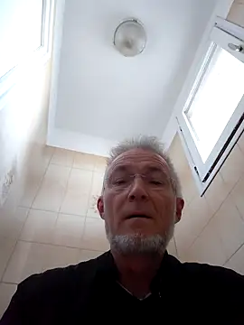 Snapshot of 60philippe chatting on September 22, 8:16 am 60philippe online show from September 22, 8:16 am