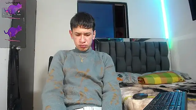 Snapshot of Mr_daren_ chatting on January 28, 5:46 pm Mr daren online show from January 28, 5:46 pm