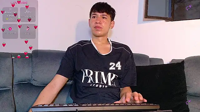Snapshot of Mr_daren_ chatting on October 13, 5:13 pm Mr daren online show from October 13, 5:13 pm