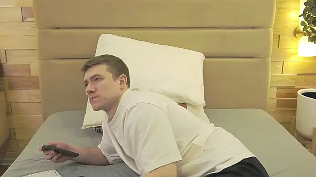 EthanPinkman online show from February 18, 5:03 am