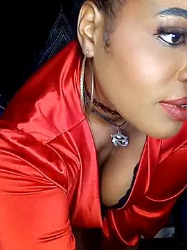 AmazonianMistress online show from September 19, 9:04 pm