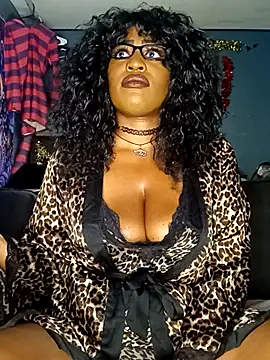 AmazonianMistress online show from November 30, 12:14 am