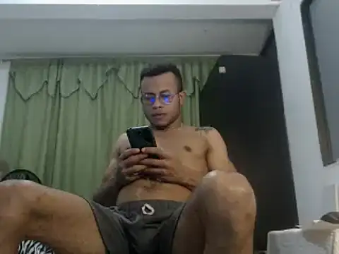 Snapshot of grandominantex1 chatting on February 10, 1:57 am grandominantex1 online show from February 10, 1:57 am