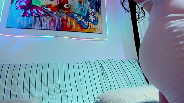 Snapshot of Katta150411 chatting on February 25, 2:10 am Katta150411 online show from February 25, 2:10 am