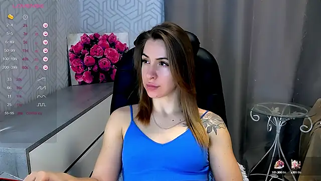 Snapshot of Naughty__Megan chatting on February 6, 12:05 pm Naughty Megan online show from February 6, 12:05 pm