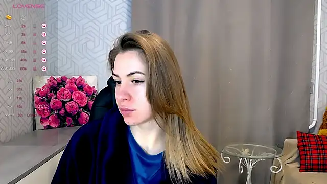 Snapshot of Naughty__Megan chatting on February 18, 4:04 am Naughty Megan online show from February 18, 4:04 am