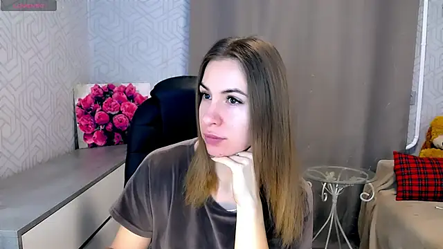 Snapshot of Naughty__Megan chatting on February 20, 7:34 am Naughty Megan online show from February 20, 7:34 am