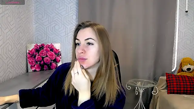 Snapshot of Naughty__Megan chatting on February 27, 8:50 am Naughty Megan online show from February 27, 8:50 am