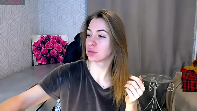 Snapshot of Naughty__Megan chatting on March 5, 4:34 am Naughty Megan online show from March 5, 4:34 am