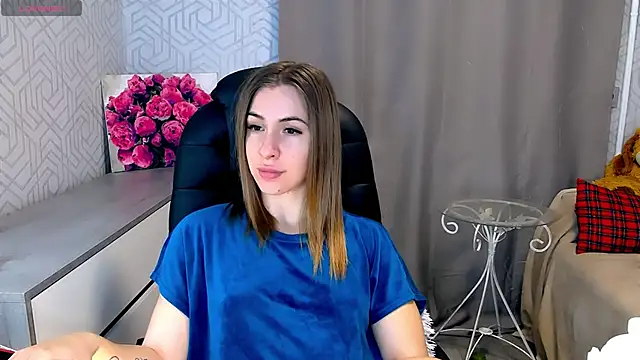 Snapshot of Naughty__Megan chatting on March 17, 1:39 pm Naughty Megan online show from March 17, 1:39 pm