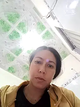 Snapshot of 2HotAsain4u chatting on January 8, 6:31 am 2HotAsain4u online show from January 8, 6:31 am