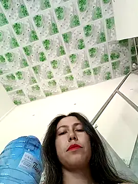 Snapshot of 2HotAsain4u chatting on March 7, 1:31 am 2HotAsain4u online show from March 7, 1:31 am