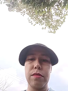 Snapshot of 2HotAsain4u chatting on October 14, 3:07 am 2HotAsain4u online show from October 14, 3:07 am