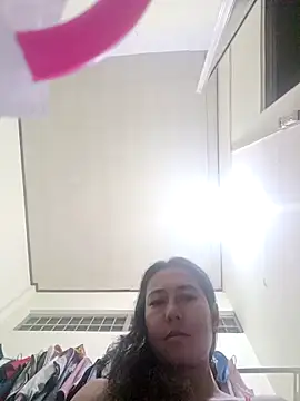 Snapshot of 2HotAsain4u chatting on December 1, 10:04 pm 2HotAsain4u online show from December 1, 10:04 pm