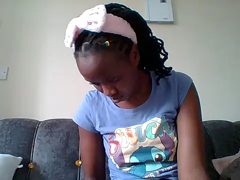 Snapshot of sexy_darleen23 chatting on December 22, 11:22 am sexy darleen23 online show from December 22, 11:22 am