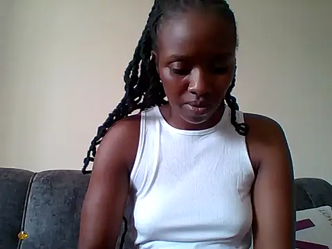 Snapshot of sexy_darleen23 chatting on January 14, 1:17 pm sexy darleen23 online show from January 14, 1:17 pm