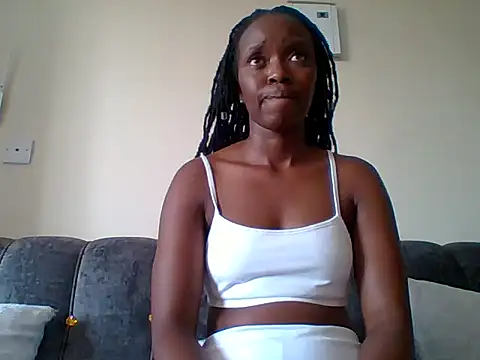 Snapshot of sexy_darleen23 chatting on February 28, 8:09 am sexy darleen23 online show from February 28, 8:09 am