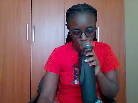 sexy darleen23 online show from February 4, 2:23 pm