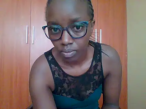 sexy darleen23 online show from February 7, 7:45 am