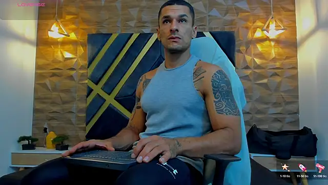 Snapshot of Adbel_Sady chatting on October 25, 11:29 am Adbel Sady online show from October 25, 11:29 am